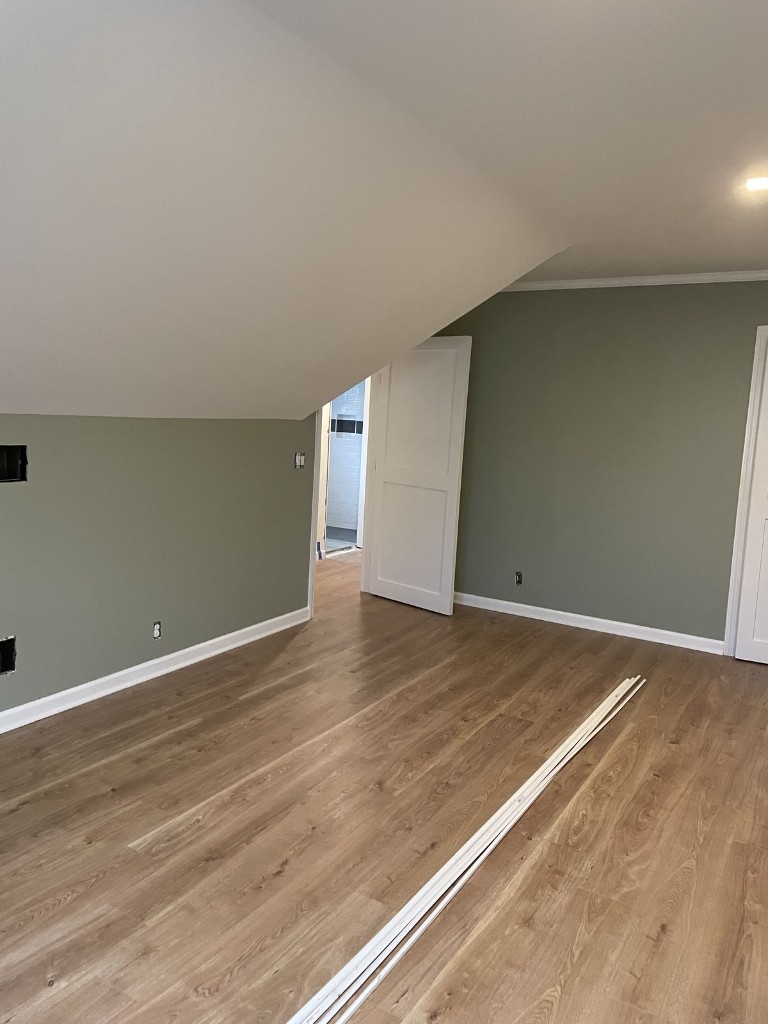 Adalar Atatürk Mahallesi - İstasyon Caddesi Parke Ustası | SPC ve laminat karşılaştırması